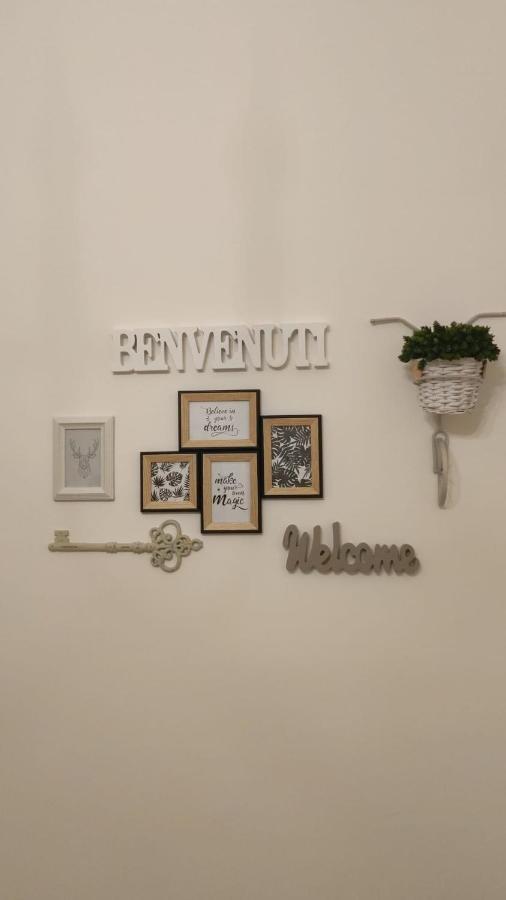Dimora 52 Apartment Napoli Bagian luar foto