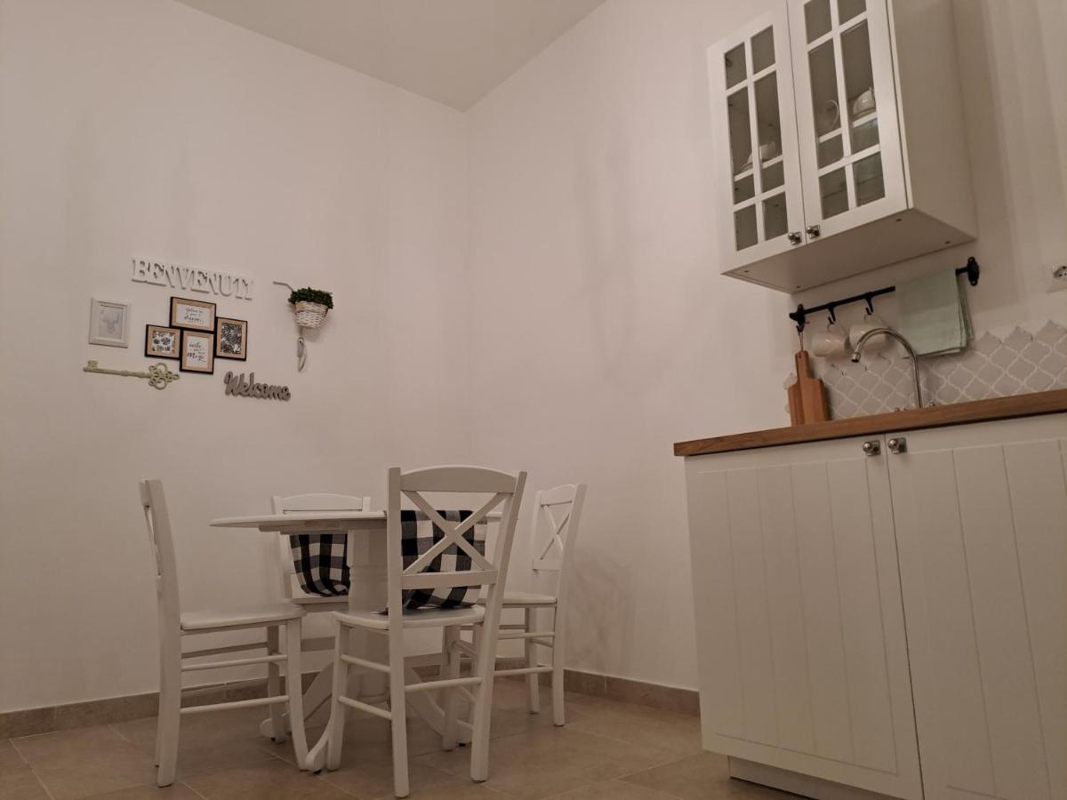 Dimora 52 Apartment Napoli Bagian luar foto